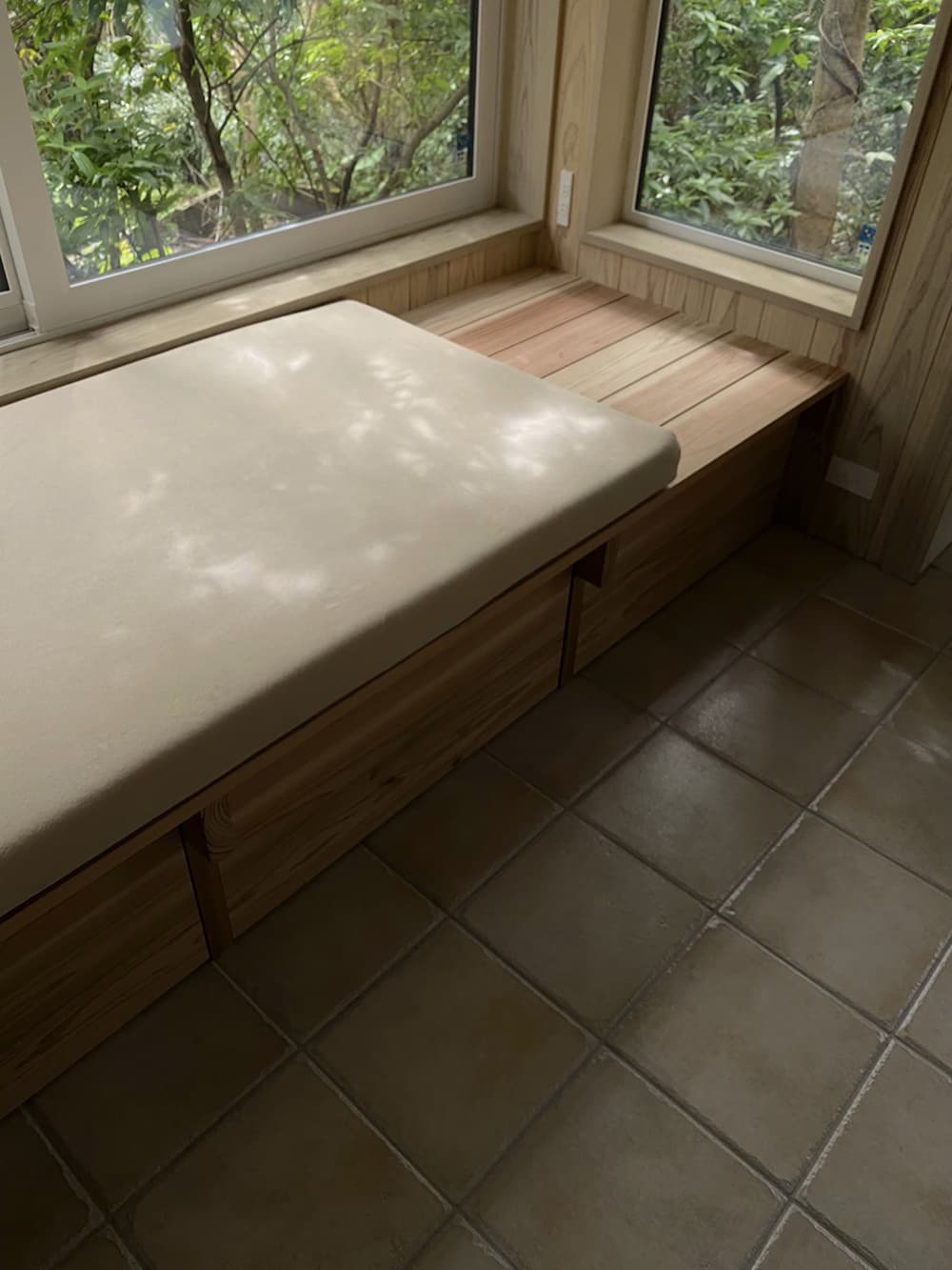 instagram06_tkka_bench04.jpg