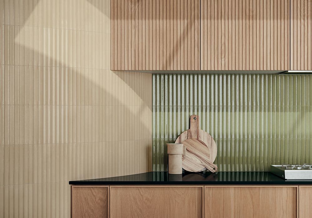 タイルの名古屋モザイク工業（株）新製品「エスマルタード」（デザイン内装タイル）